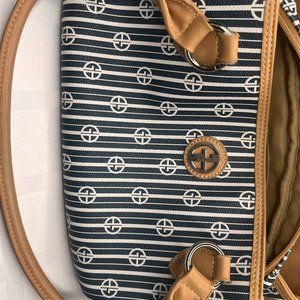 Gianni Bernini Signature Bucket Bag – Grey & Tan – Faux Leather – Never Used – E